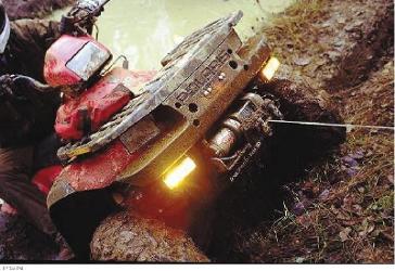 Warn® halogen trail lights