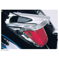 Ribbed taillight visor