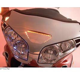 Amber led windshield garnish