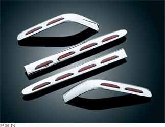 Lighted saddlebag molding for gl1800