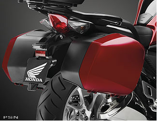 Color-matched saddlebags