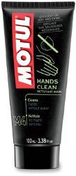 Motul hands clean