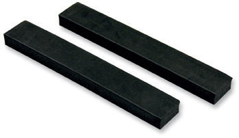 Hydro-turf side lifter wedges