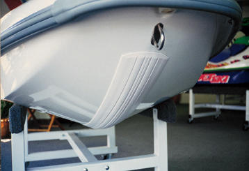 Keel guard keel protector