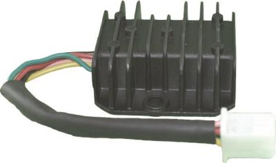 Outside distributing 150-250cc 5-wire regulator with male connector