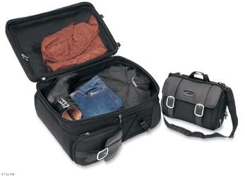 Saddlemen™ s3200de deluxe sissy bar bag
