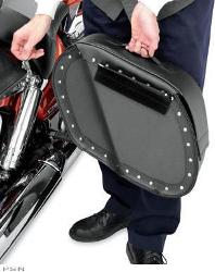 Saddlemen™ cruis’n™ saddlebags with shock cutaway