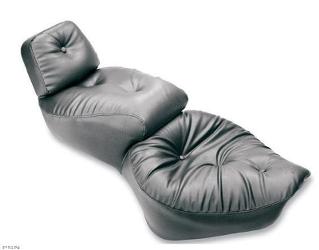 Mustang wide regal touring seat