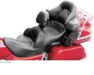 Saddlemen™ road sofa™ seats