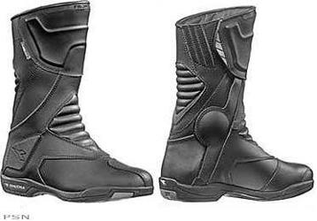 Diadora frontier boot