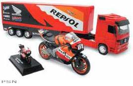 New ray toys 1:32 scale racing rigs gift sets
