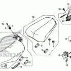 CB500F Seat@rear grip