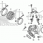 VT750C Впускной трубопровод