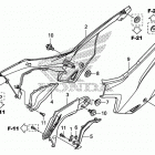 CRF125FB БОКОВАЯ КРЫШКА