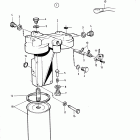 TD120BRC Oil filter and installation components