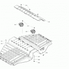 001 - Traxter T HD5 - BASE - T Regulation 07- cab interior - floor