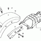 VT750DCB Заднее крыло