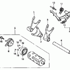 VT750DCB Вилка переключения передач