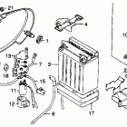 CB400TII Right side cover @ battery